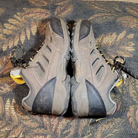 Boys Rugged Outback Excursion Low Hiker Boots - Picture 6 of 8